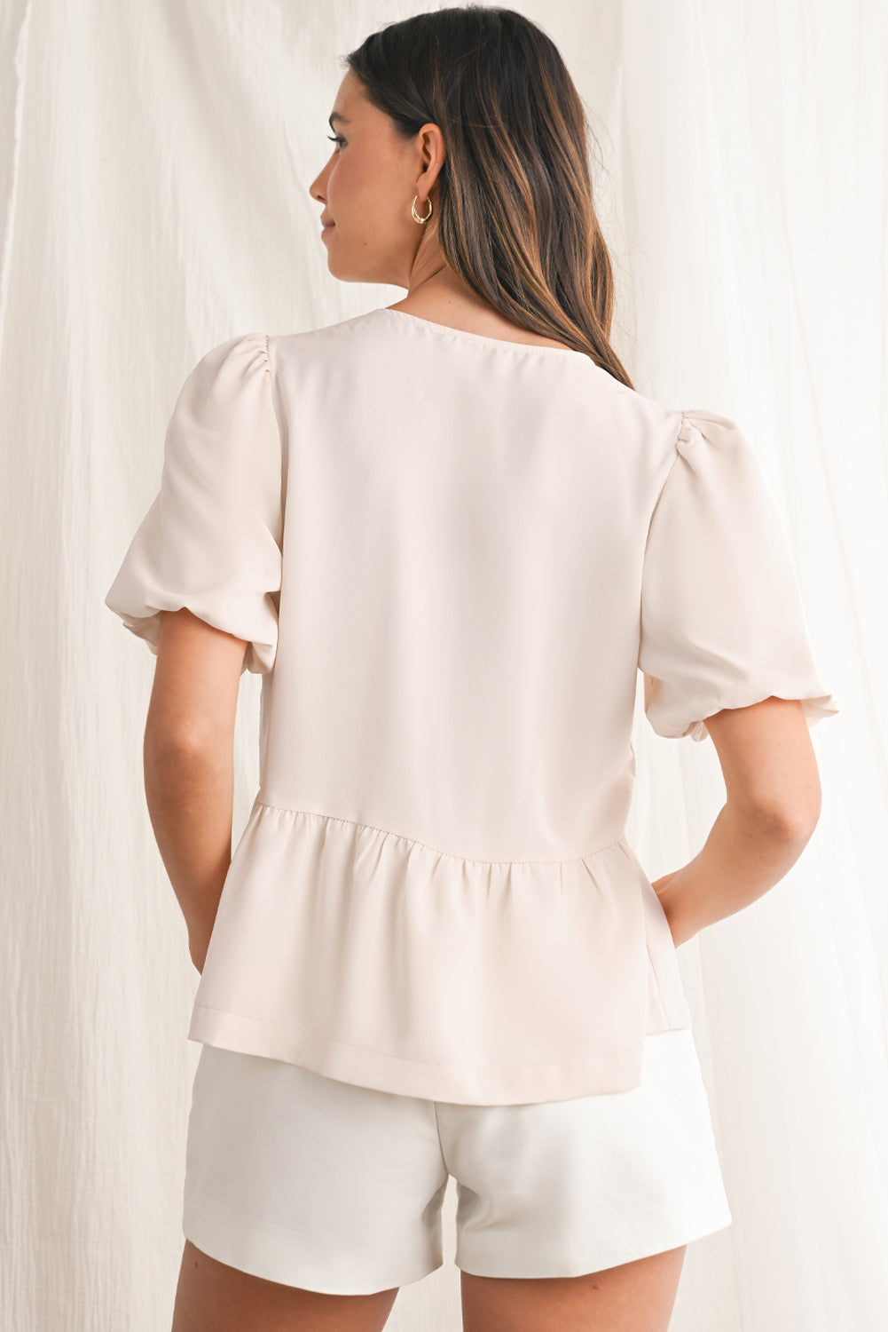 White Sweet Bowknot Puff Sleeve Peplum Blouse