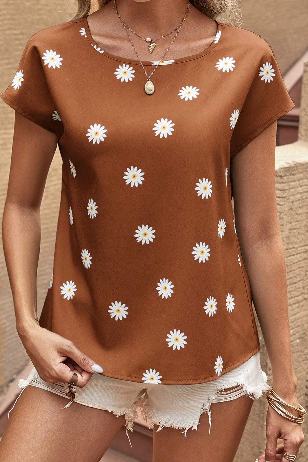 Chestnut Summer Daisy Print Batwing Sleeve Blouse